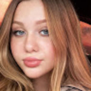 Meet your Posher, Candace